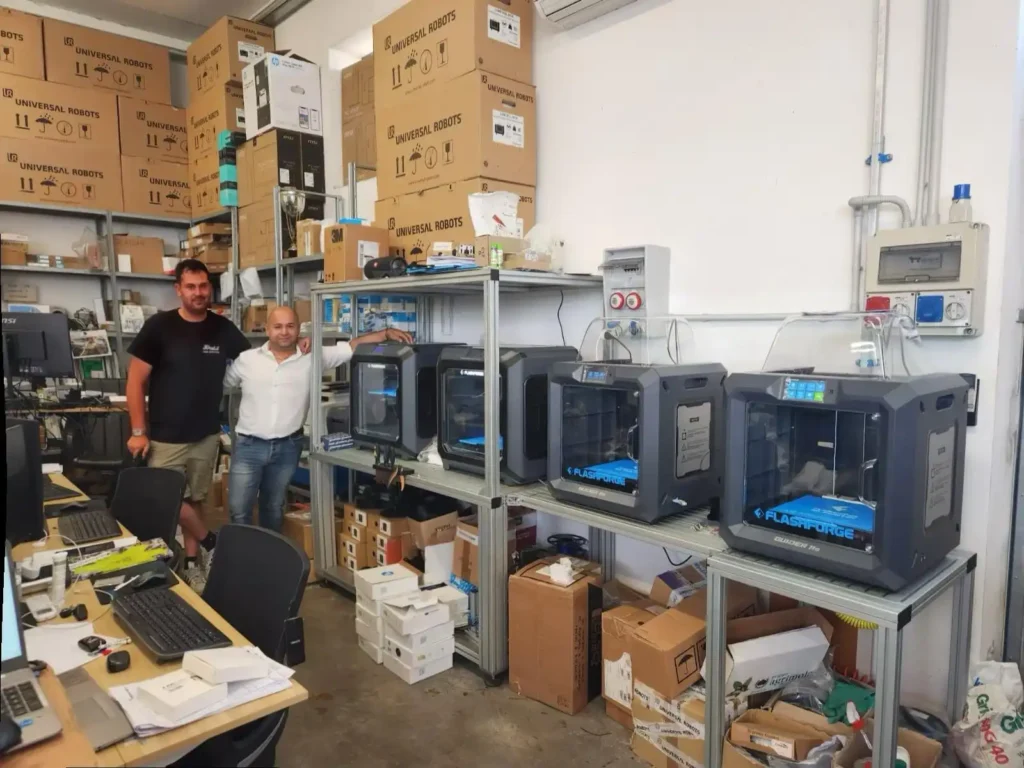 3DCUT - Stampanti 3D - Migliora la tua System Integration Robotica con la Stampa 3D Migliora la tua System Integration Robotica con la Stampa 3D 3dcut-alcatecnologies